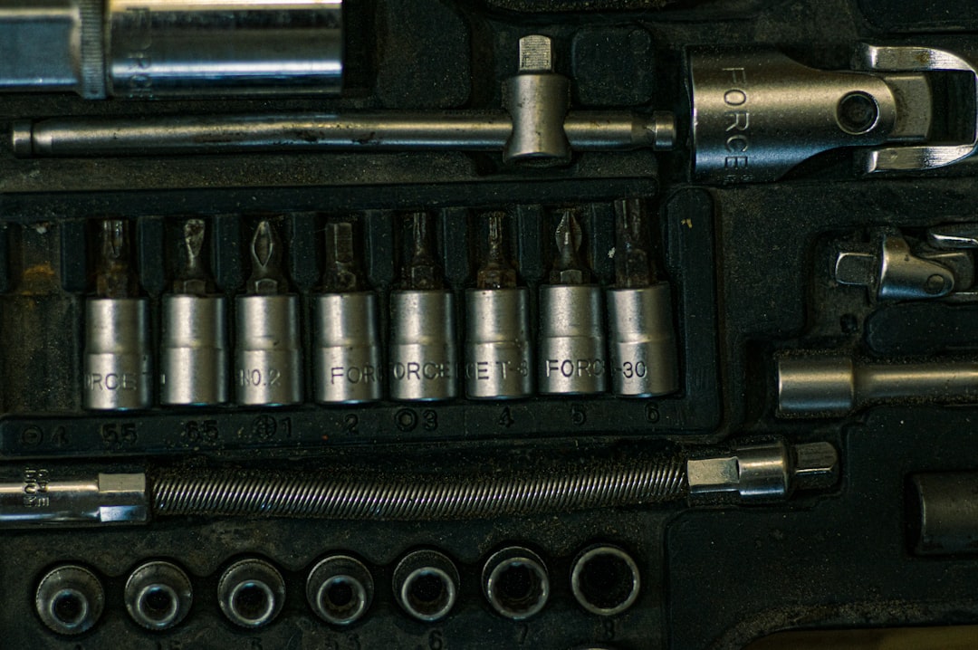 Industrial Grade Pneumatic Rivet Gun